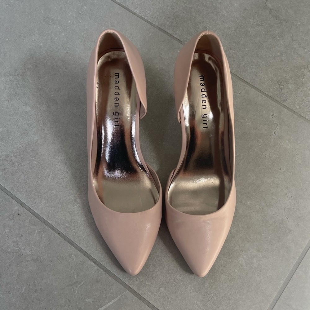 Madden Girl Pumps